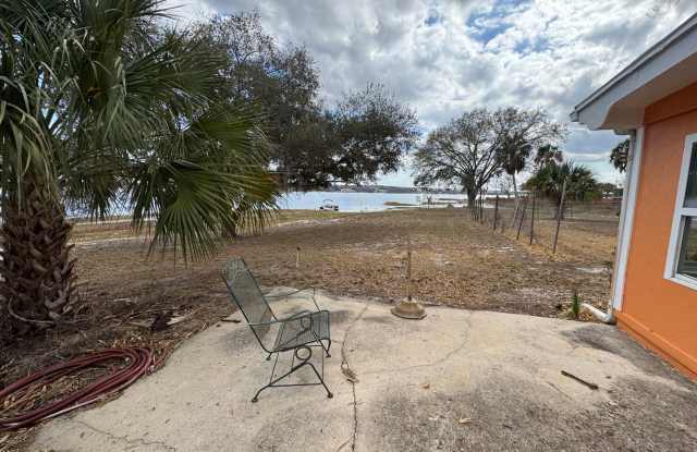 Stylish Florida Living on Crooked Lake Gallery 4