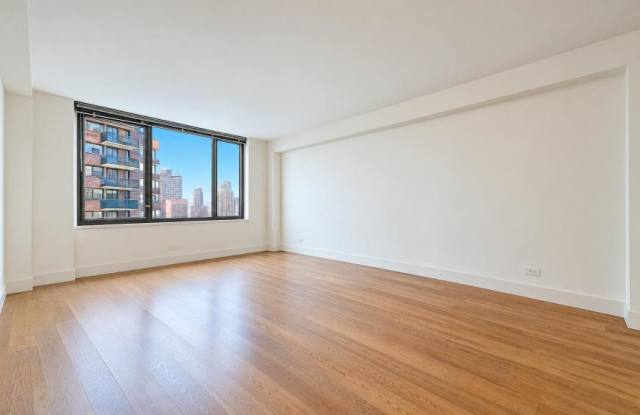 1735 York Avenue Gallery 2