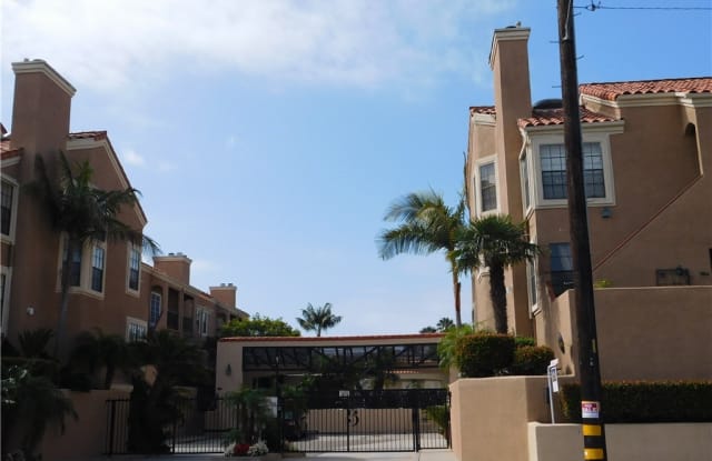 821 W W 15th Street - 821 W 15th St, Newport Beach, CA 92663