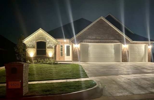 Your Dream Home Awaits – Stylish 4-Bedroom Oasis in Oklahoma City! photos photos