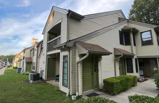 715 Sunshine Court photos photos