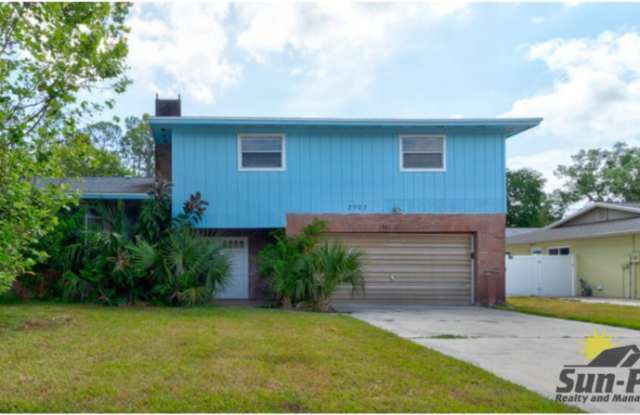 2903 Lantern Drive photos photos