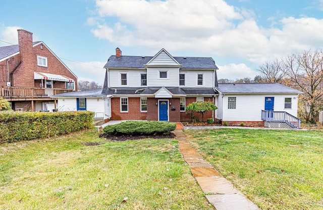 5 bedroom available in the West Jefferson Hills School district! photos photos 5 bedroom available in the West Jefferson Hills School district! photos photos