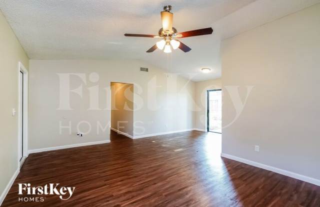 1032 Ridgeway Drive photos photos