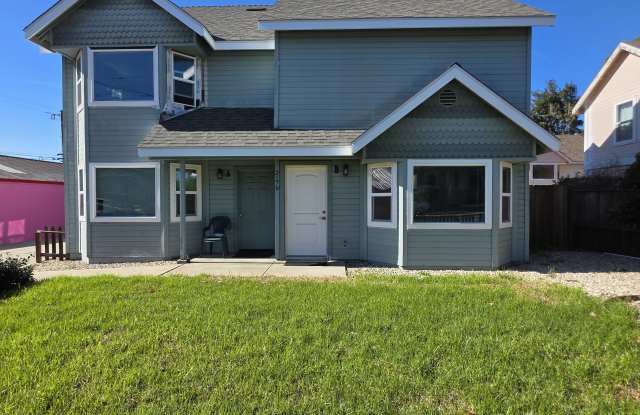 2179 Beebee Street photos photos