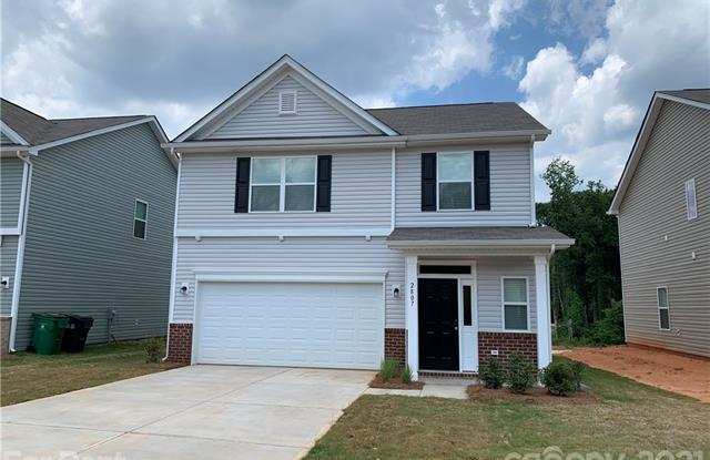 2807 Curbstone Lane - 2807 Curbstone Ln, Charlotte, NC 28213