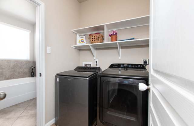 5912 Worthing Drive Gallery 3