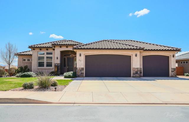 3 bed, 2 bath, office, 3 car garage. Utilities Included photos photos