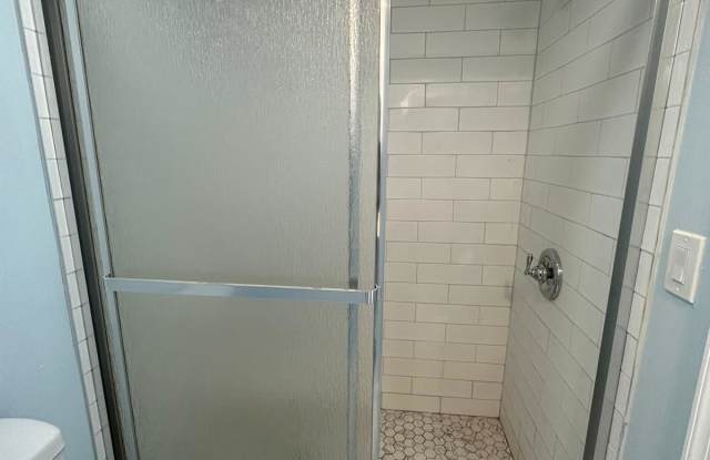 3822 West Girard Ave - Apartment G Gallery 4