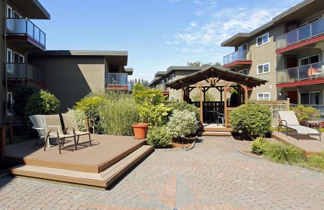 Live in the Heart of Downtown Bellevue – Commodore Apartments photos photos