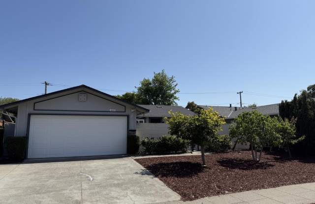 4830 Grimsby DR photos photos