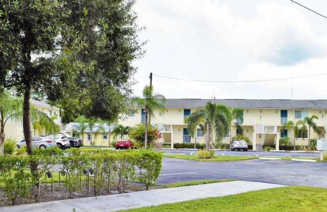 Apartment for rent in Ft Myers photos photos