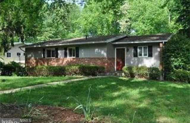 8725 SUSANNA LANE photos photos