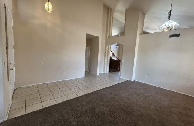 1240 E BAYLOR Court Gallery 4