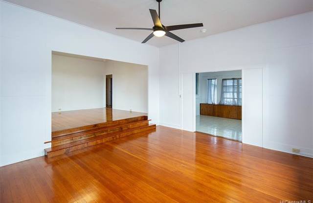 2408 Waolani Avenue Gallery 3