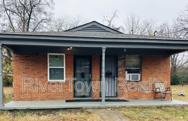 1490 Lake Grove St photos photos