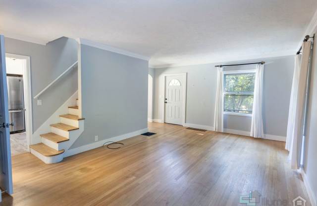 3 Bedroom... Sweet Story-Book Mid-Century Cape Cod! photos photos