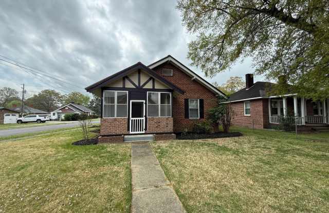 2 Bedrooms, 1 Bathroom - Home in Celenease! - 25 Ash Street Northeast, Floyd County, GA 30161