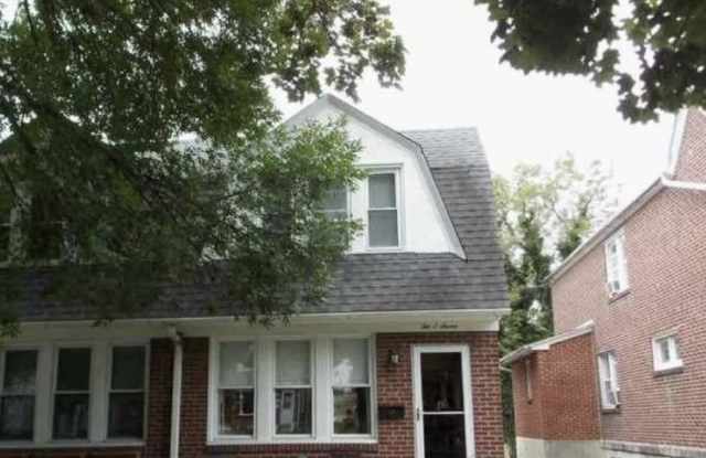 207 East 11th Avenue - 207 East 11th Avenue, Conshohocken, PA 19428