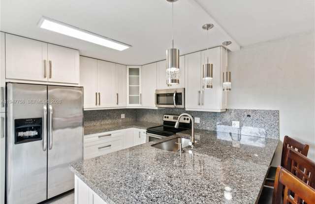 2588 Garden Ct photos photos