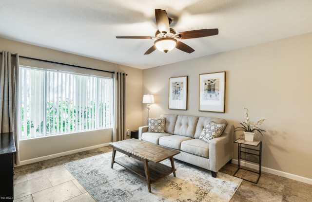 8226 E MCDONALD Drive Gallery 2