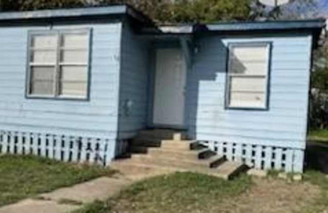 521 WALTON AVE photos photos