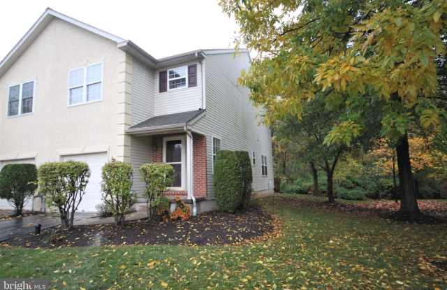 145 VERNON COURT Gallery 2