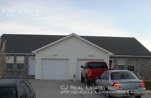 214 Nw 27Th St. - 214 NW 27th Street Ct, Blue Springs, MO 64015