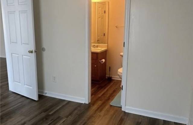 202 Katelyn Cir Gallery 4
