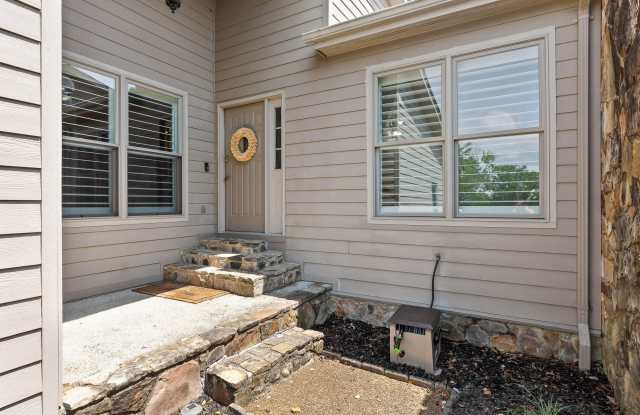 5914 Rainbow Springs Drive Gallery 2