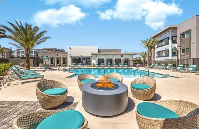 Summit on Boulder photos photos