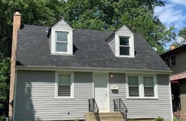 626 E 144th Place - 626 East 144th Place, Dolton, IL 60419