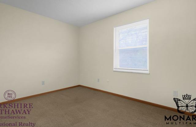 2 Bedroom Spacious Townhouse Gallery 4