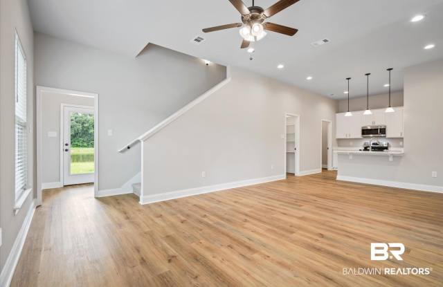 950 Gibson Court Gallery 2