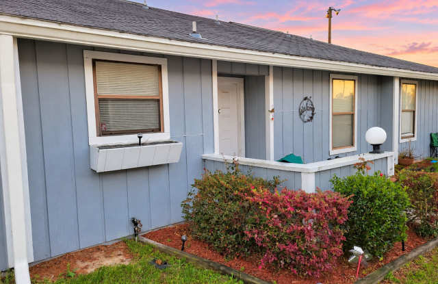 $1195 - 2/2 - Move In Special! Jefferson Square Gallery 1