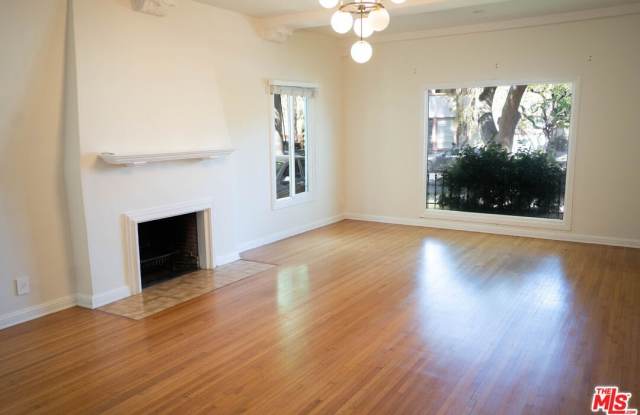 1210 S La Jolla Ave Gallery 4