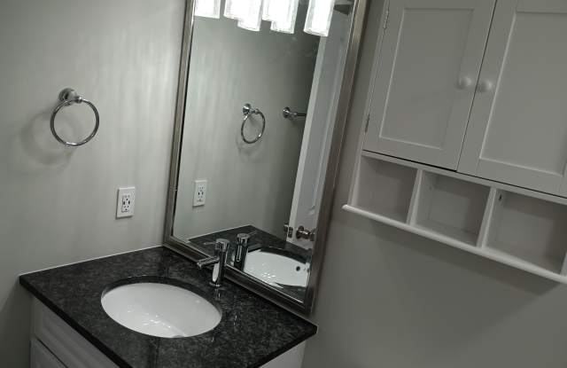 4906 Ridge Road - 4906 Ridge Road, Rossville, MD 21237