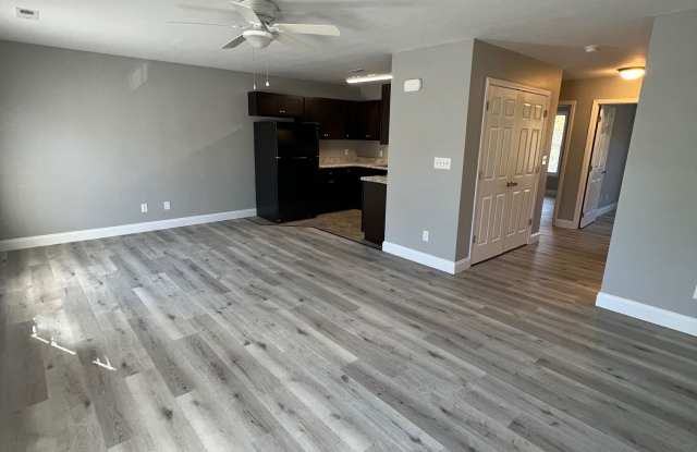 379 N. Frank Denham Rd. Apt. #1 photos photos