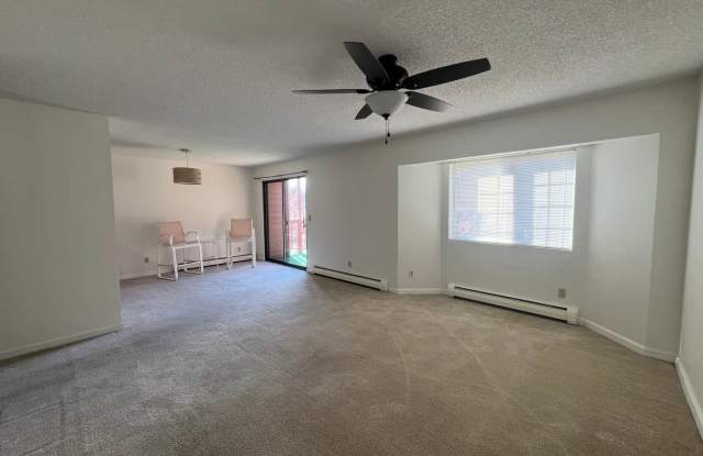 2 Bedroom Condo in 55+ Community Gallery 4