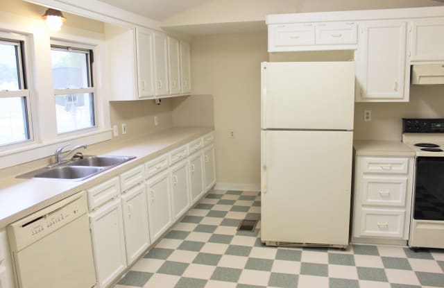 12250 McCrocklin Gallery 3