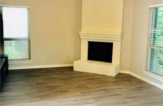 2100 Shadowood Trail Gallery 2