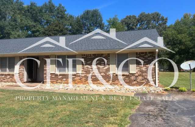 106 Colebrook Court Gallery 1
