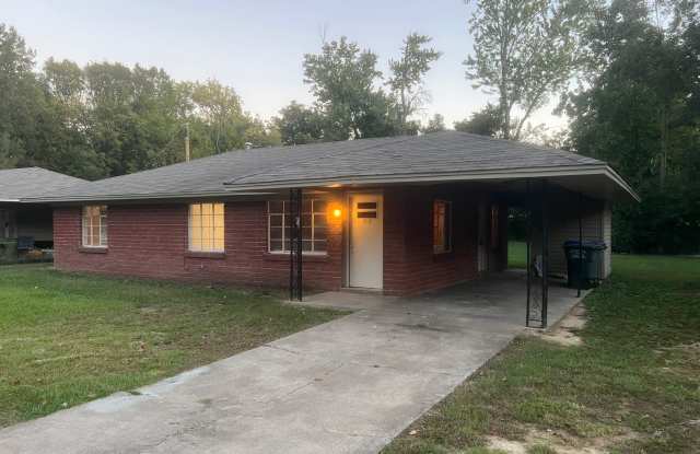 Charming 3 Bed 1 Bath Home photos photos