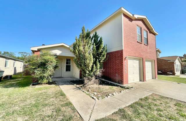 Price Drop! Viewable April 25th! Small Pets Accepted! - 4008 Sunflower Drive, Killeen, TX 76542