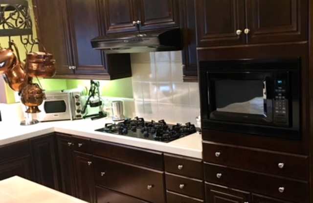 2885 North Compass Circle Gallery 3