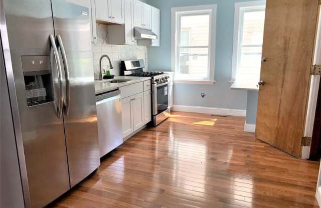 21 Oakland 1 - 21 Oakland Street, Cambridge, MA 02139