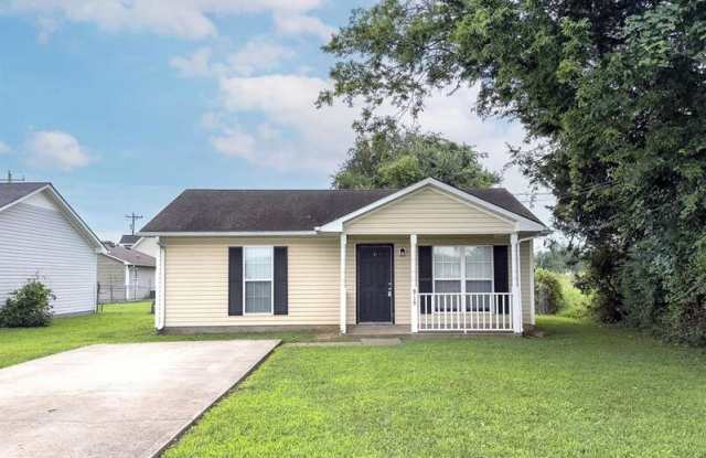 915 Stateline Rd. - 915 State Line Road, Oak Grove, KY 42262
