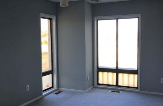 10231 Ridgeline Dr Gallery 2