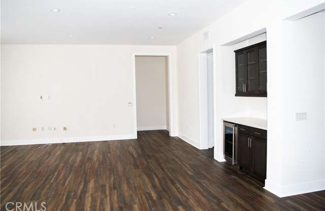 12705 Bluff Creek Drive Gallery 4