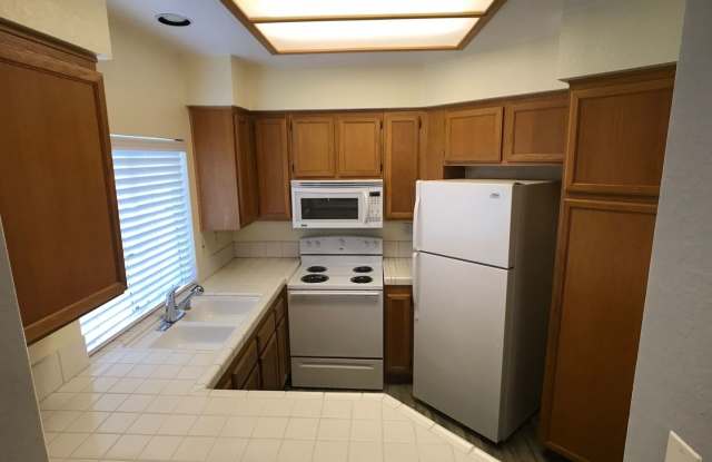 7274 Shoreline Dr. #115 Gallery 4